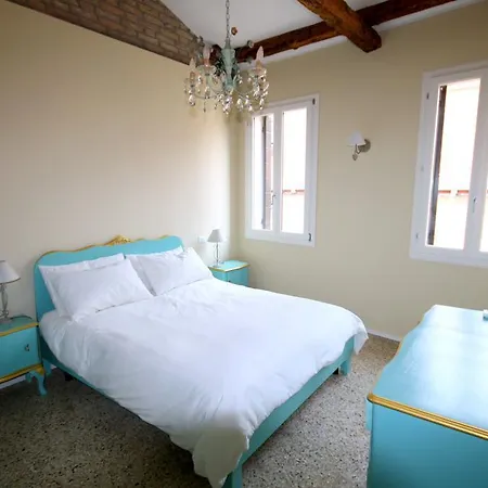 Terrazza Rialto Apartment Venice Room photo